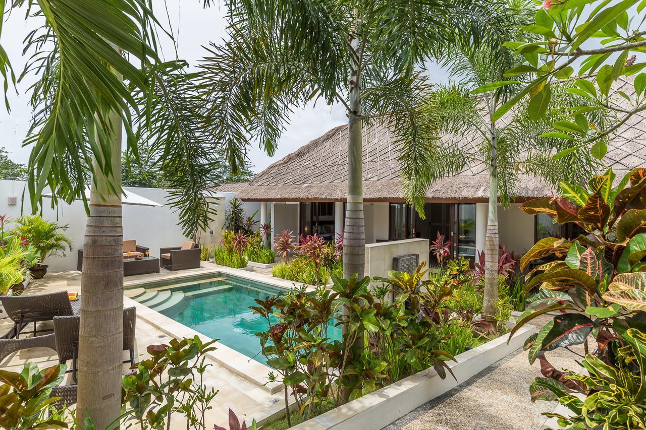 Villa Leelavadee Uluwatu  Exterior photo