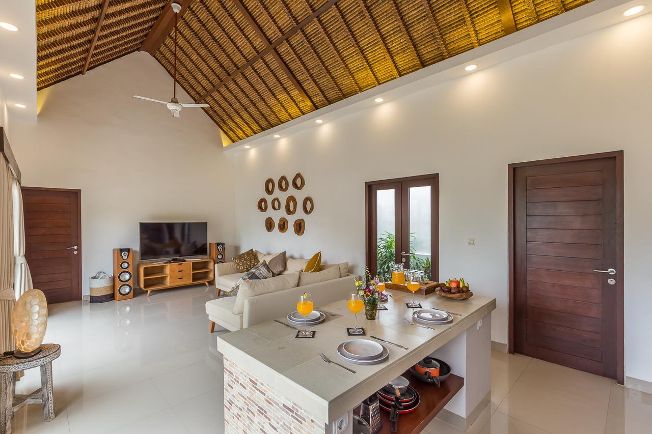 Villa Leelavadee Uluwatu  Exterior photo